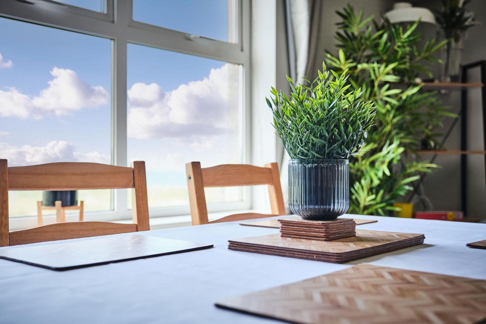 6 Dunluce Park - Portrush By The Sea Apartment Ngoại thất bức ảnh